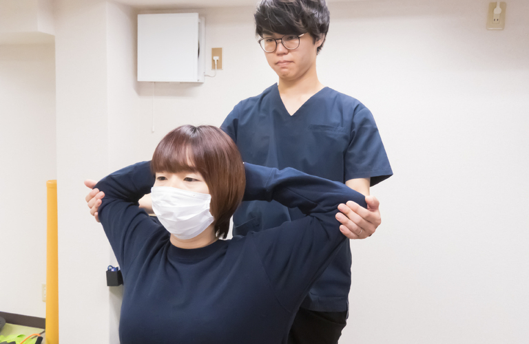姿勢改善で心も身体もリフレッシュ！ストレッチ整体で変わる毎日
